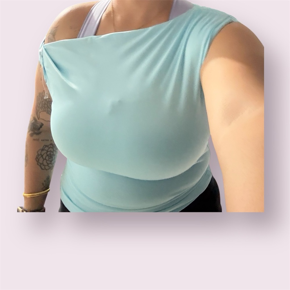 One Shoulder Twisted Top